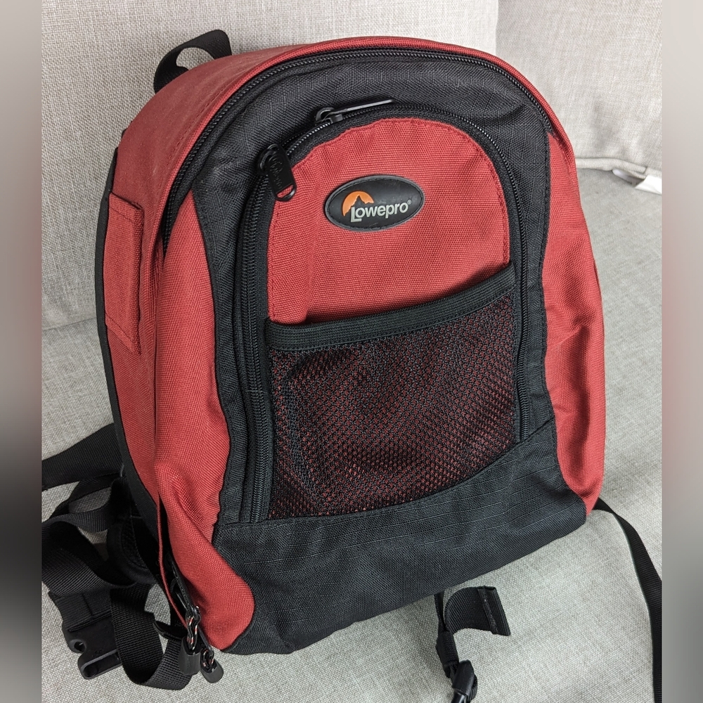Lowepro Micro Trekker 100 Small Camera Backpack